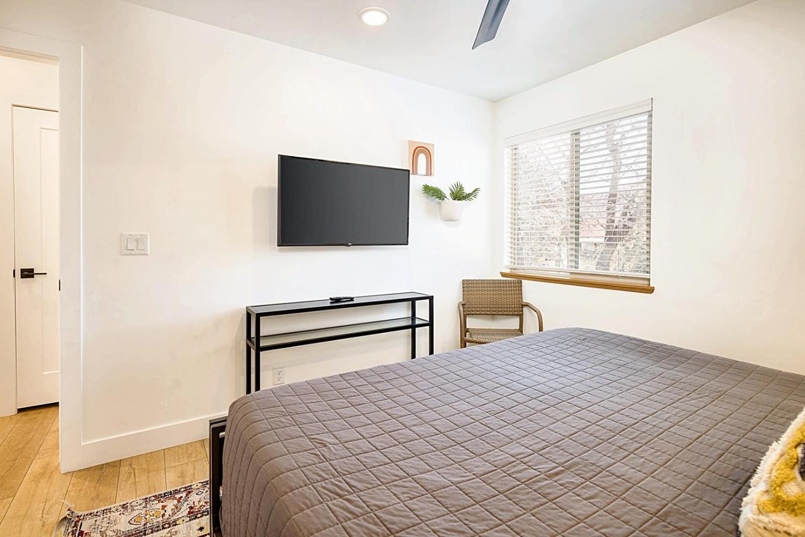 Near Downtown Stylish 2Br With Amazing Patio - 4 Villa Моуаб Екстериор снимка
