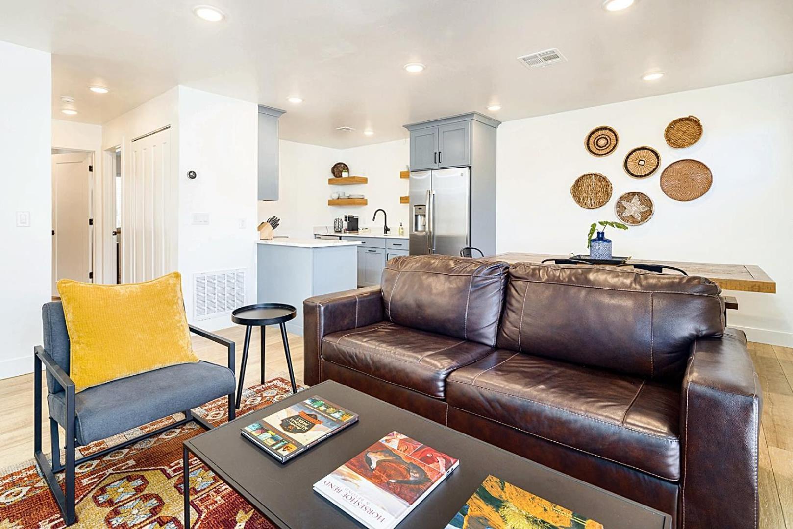 Near Downtown Stylish 2Br With Amazing Patio - 4 Villa Моуаб Екстериор снимка